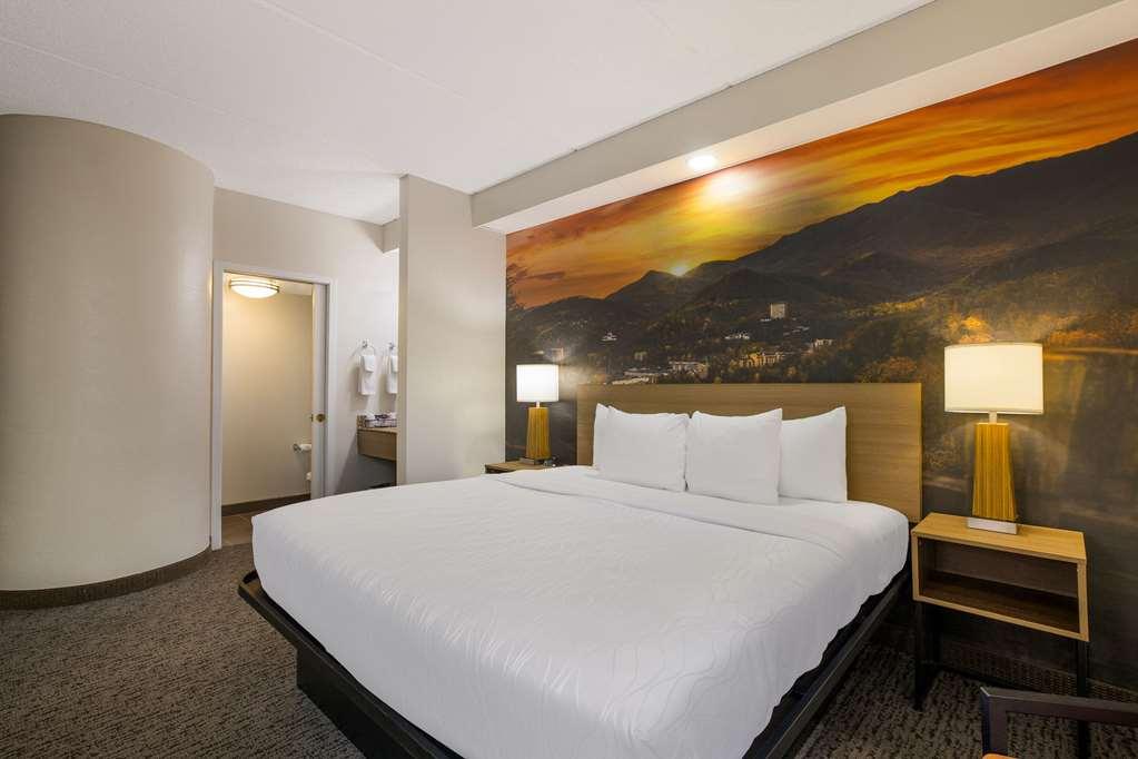 Clarion Pointe Sevierville-Pigeon Forge Phòng bức ảnh