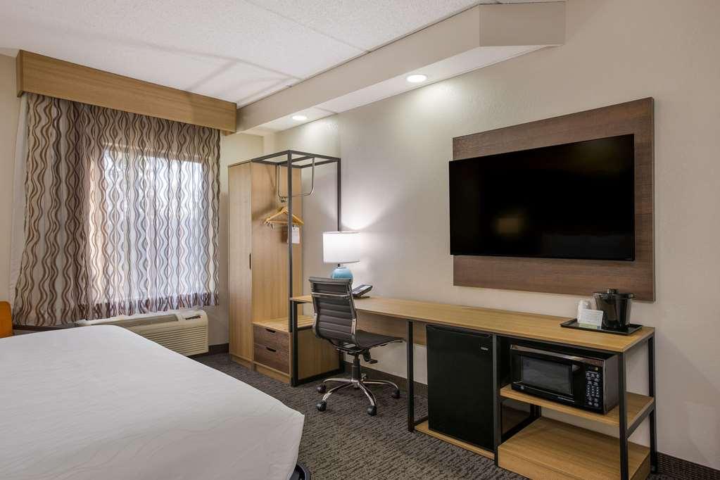 Clarion Pointe Sevierville-Pigeon Forge Phòng bức ảnh