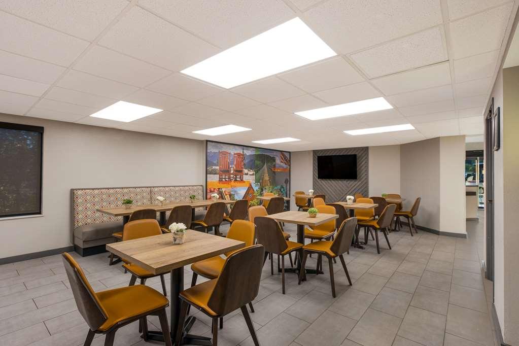 Clarion Pointe Sevierville-Pigeon Forge Nhà hàng bức ảnh